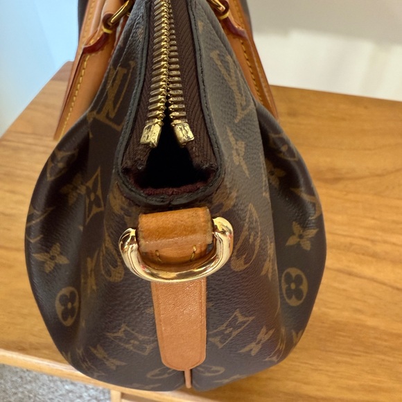 Louis Vuitton Monogram Turenne MM - Picture 6 of 15